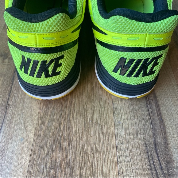 2012 Nike Free Xilla TR Volt Sneakers - Picture 5 of 6